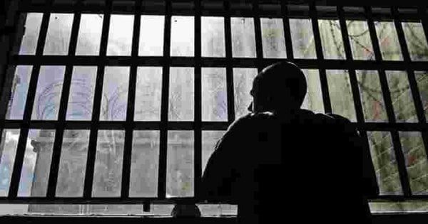 Військовослужбовець обікрав секонд-хенд і отримав тюремний строк