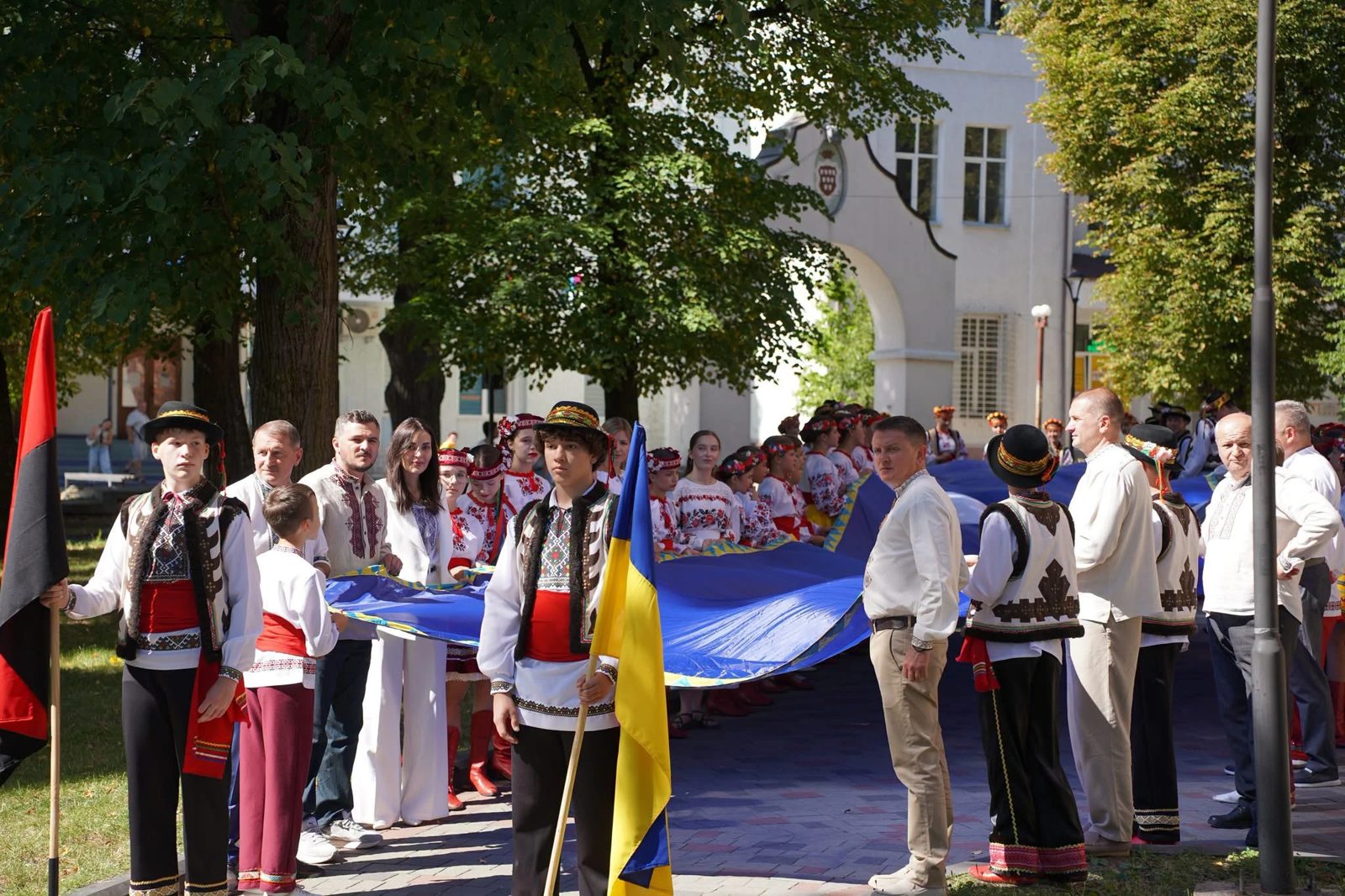 У Дрогобичі збори на День міста спрямували на ветеранів
