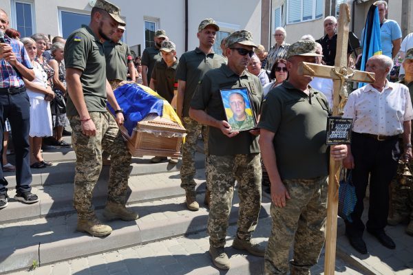 Борислав попрощався із загиблим воїном Андрієм Шемеляком