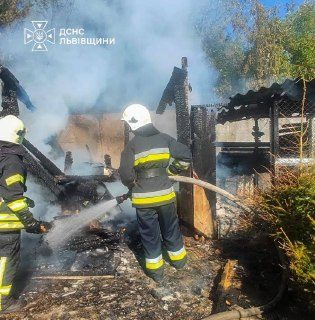 Пожежа у Яворові: збережено чотири будівлі