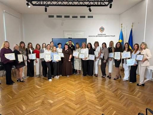 На Львівщині відзначили працівників ЦНАПів