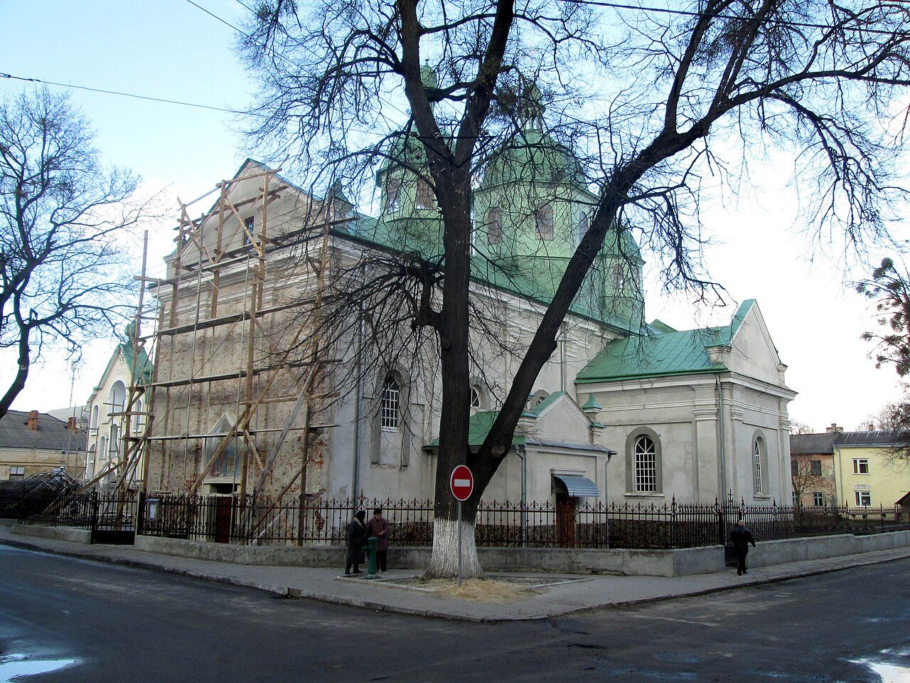 Церква Воздвиження Чесного Хреста (колишній костел)