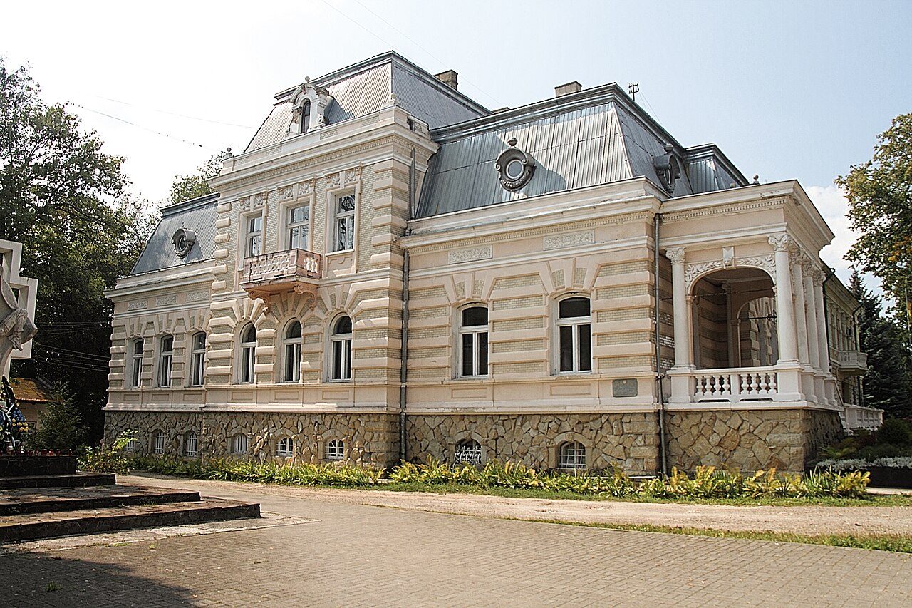 Вілла Яроша