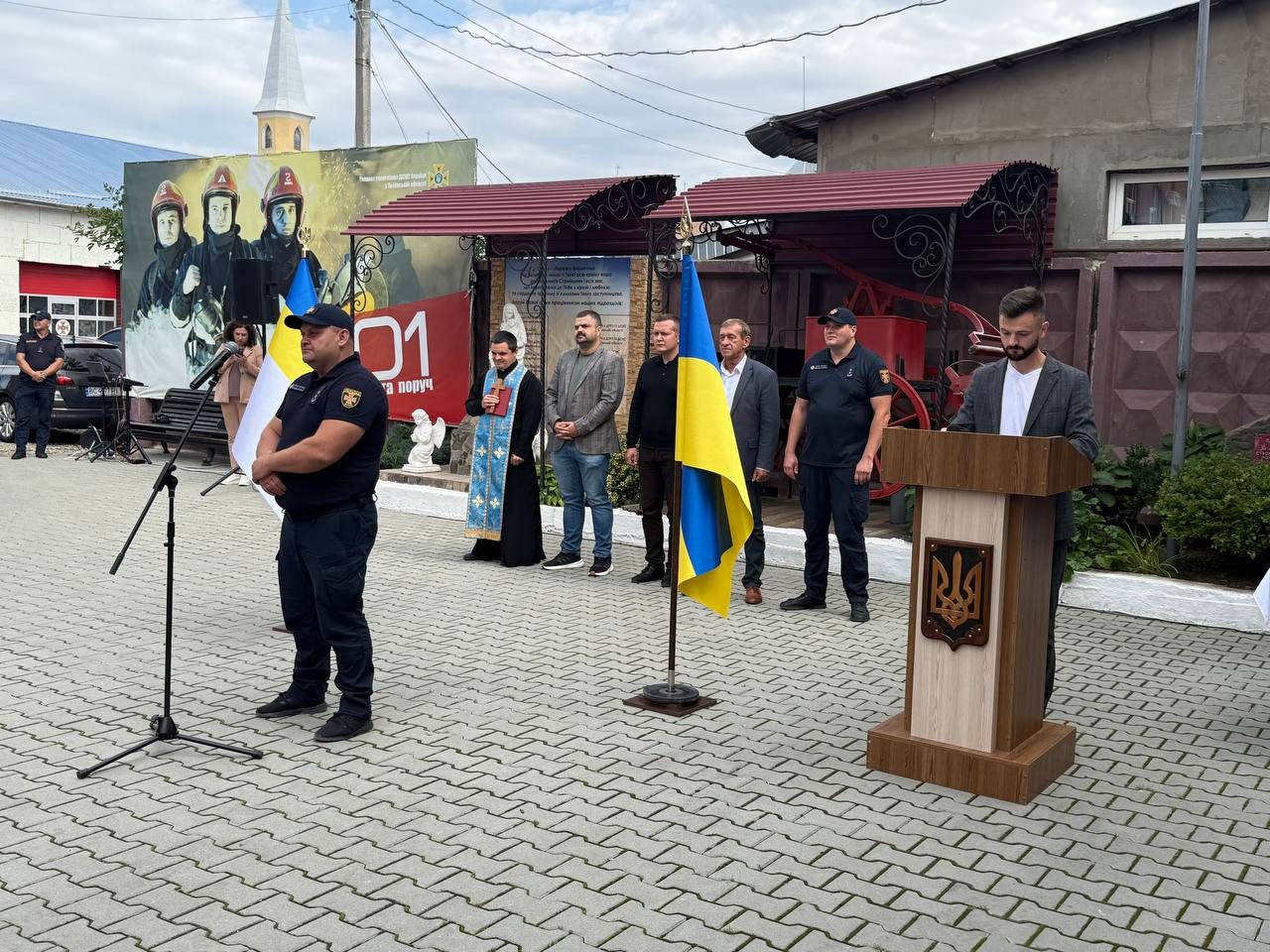 Заступник голови Стрия вручив нагороди місцевим рятувальникам